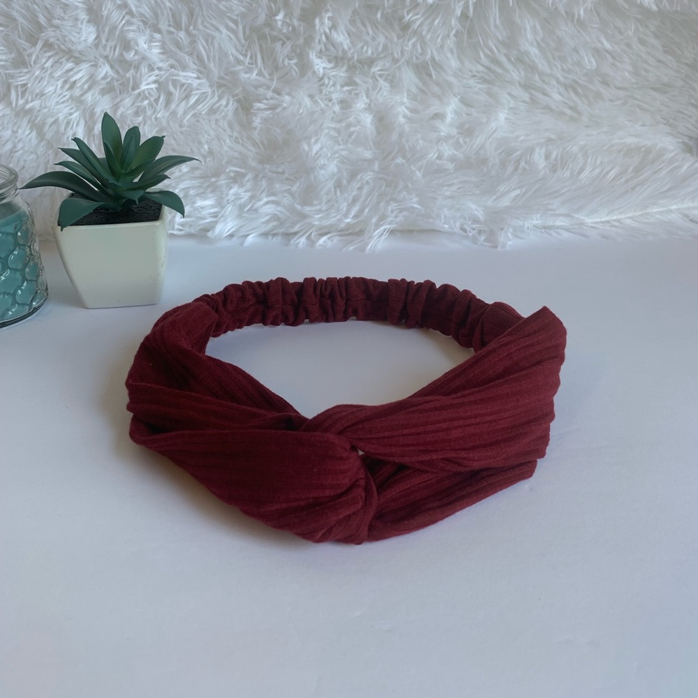 $5 FINAL SALE! Burgundy Ribbed Elastic Headband
